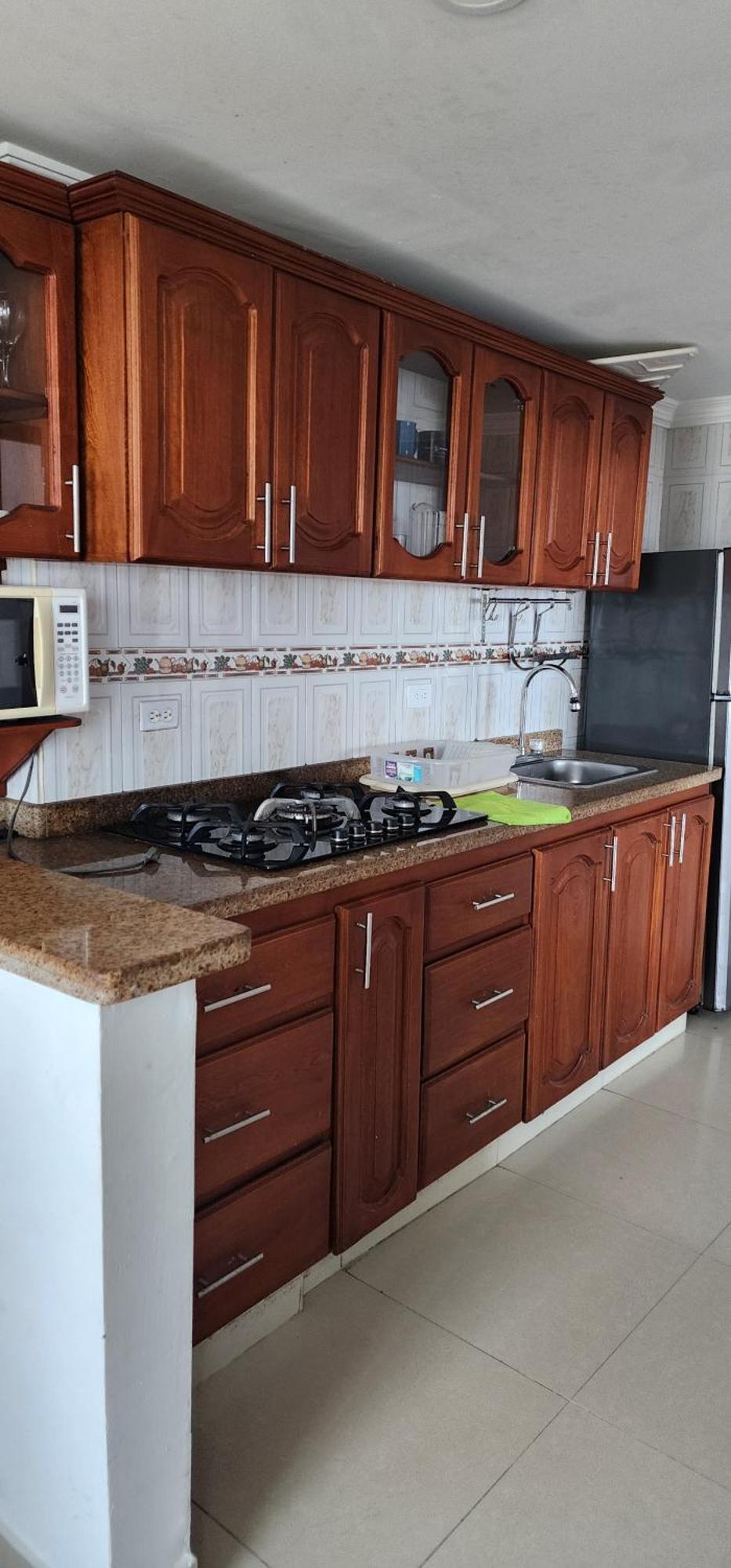 Apto De 2 Piso 15 Cerca A La Playa