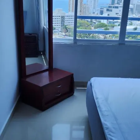 Apto De 2 Piso 15 Cerca A La Playa *
